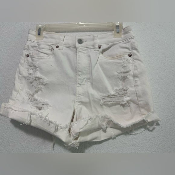 American Eagle Distressed White Denim Shorts size 4 - Picture 8 of 8
